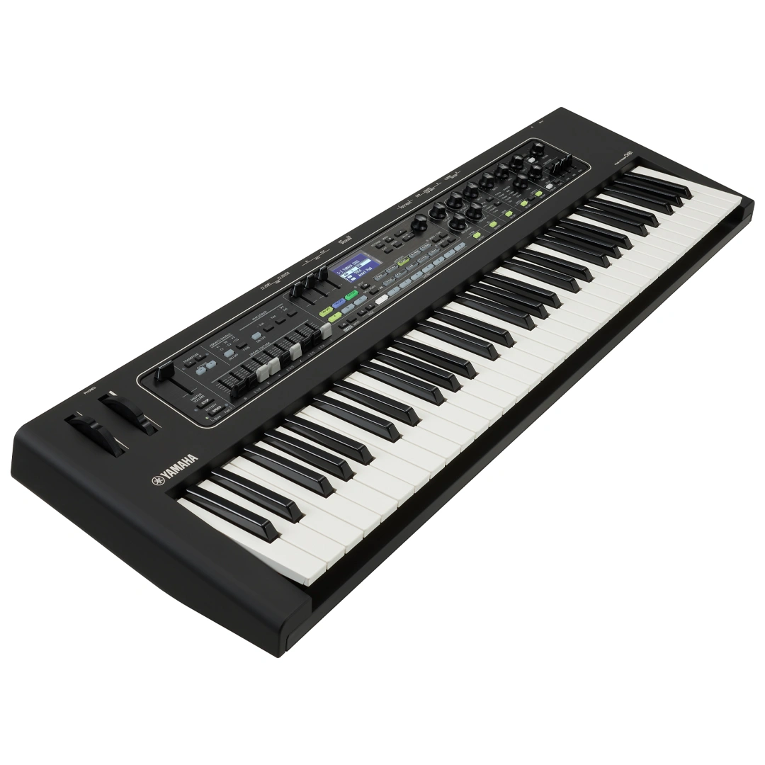 Yamaha CK61 Synthesizer with inbuilt Speakers and 61 keys - Image 3